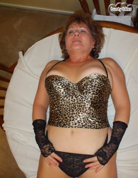 TAC Amateurs invite you to explore xxx pics with Busty Bliss xxx gallery 267188