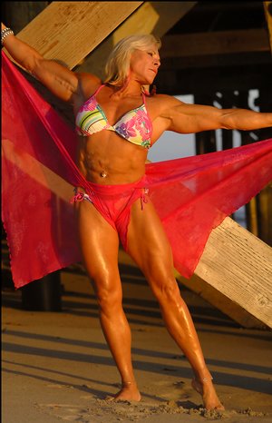 Muscularity invite you to explore xxx pics featuring Lauren Powers demonstrating beautiful shape