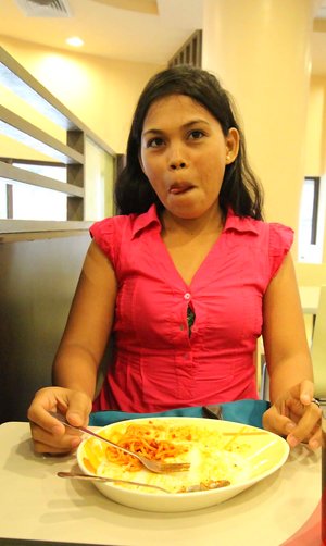 Asian Sex Diary invites you to browse their free photos with Veronica xxx gallery 164027